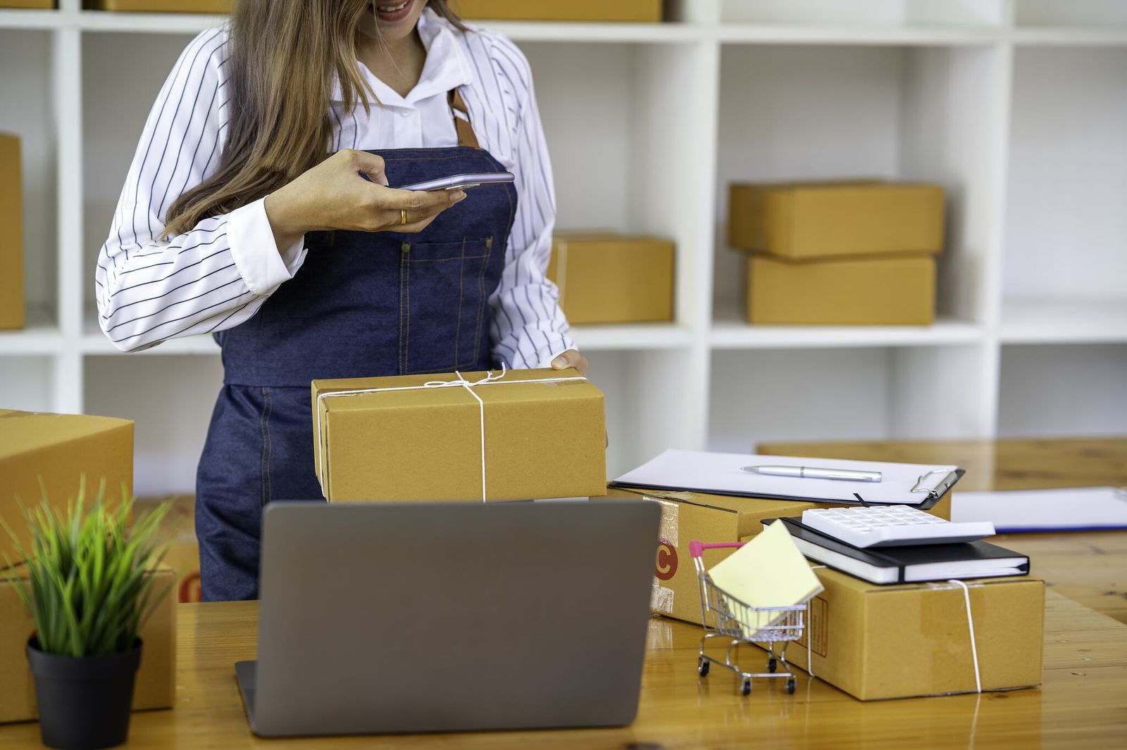 How to Use QR Codes for Inventory Management (Tips)